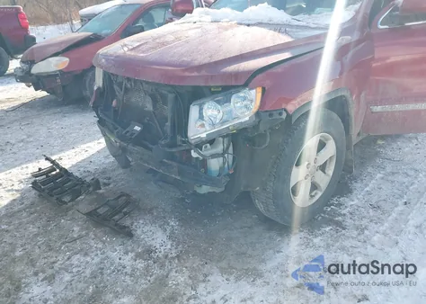 2013 Jeep Grand Cherokee Laredo из США, поврежденный, VIN 1C4RJFAG1DC595285